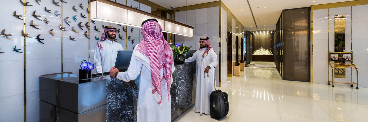 Luxury Umrah Packages: What Makes Them Worth the Price?